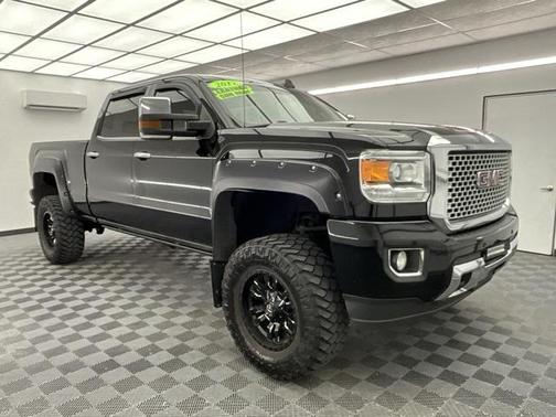 2017 GMC Sierra 3500 Denali