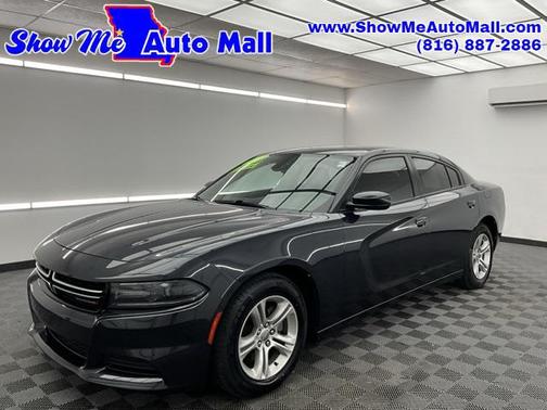 2017 Dodge Charger SE