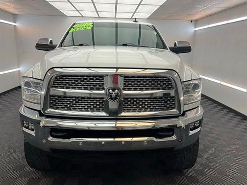 Bright White Clearcoat 2016 RAM 2500 Laramie