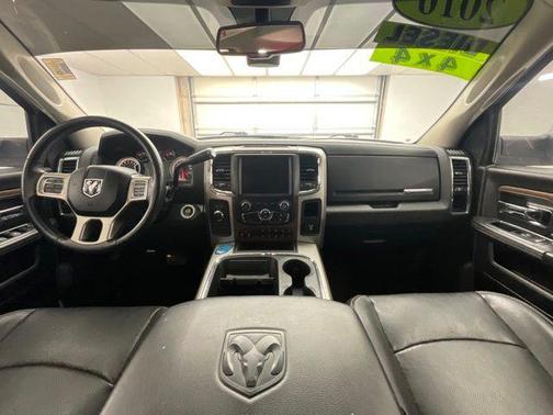Bright White Clearcoat 2016 RAM 2500 Laramie
