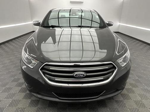 2018 Ford Taurus Limited