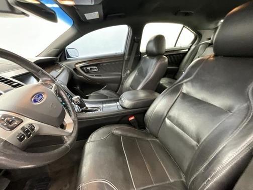 2018 Ford Taurus Limited