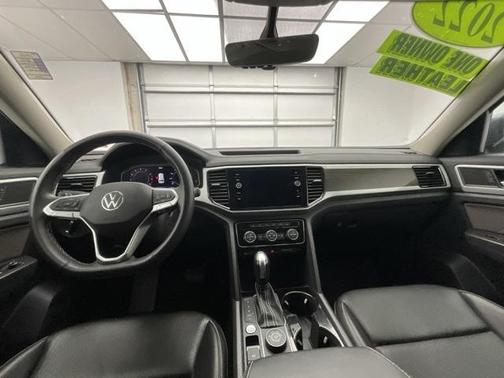 2022 Volkswagen Atlas 3.6L SE w/Technology