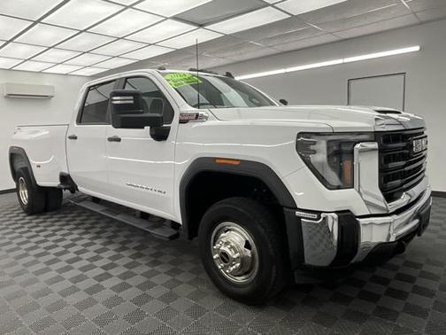 2024 GMC Sierra 3500 Base