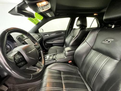 2018 Chrysler 300 S