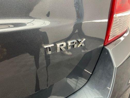 2022 Chevrolet Trax LS