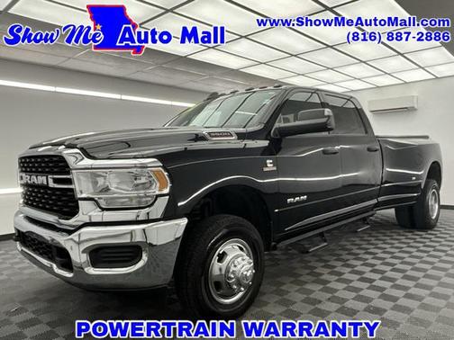 2022 RAM 3500 Big Horn Crew Cab 4x4 8' Box