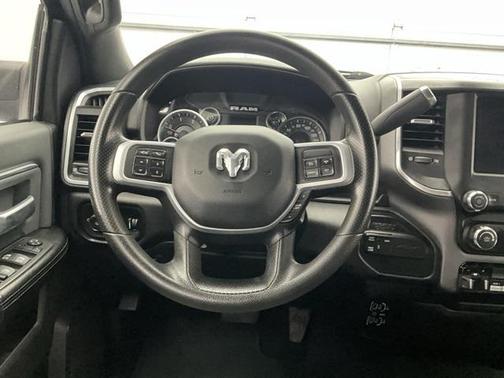 2022 RAM 3500 Big Horn Crew Cab 4x4 8' Box