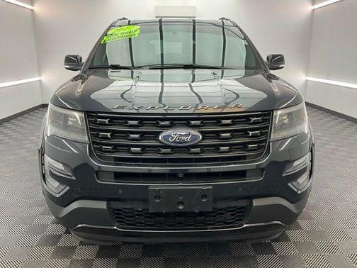 Quartz Metallic 2017 Ford Explorer sport