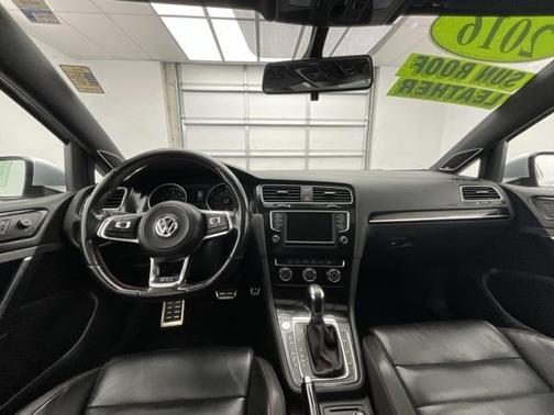 2016 Volkswagen Golf GTI 2.0T SE 4-Door