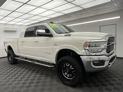 2021 RAM 2500 Laramie Mega Cab 4x4 6'4' Box