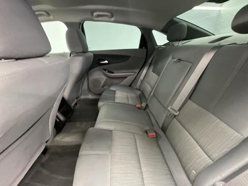 2015 Chevrolet Impala LS