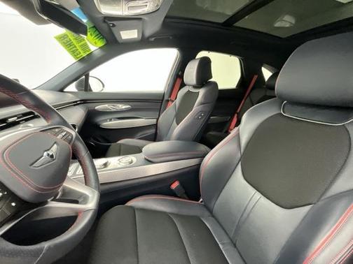 2023 Genesis GV70 2.5T AWD