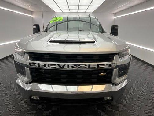 Silver 2022 Chevrolet Silverado 2500 LT
