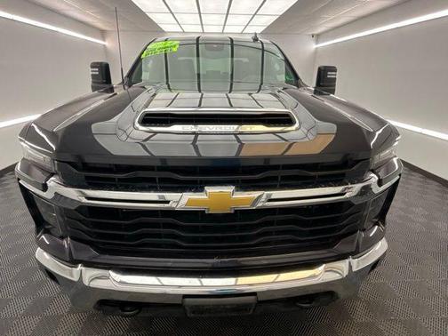 Dark Ash Metallic 2024 Chevrolet Silverado 2500 LT
