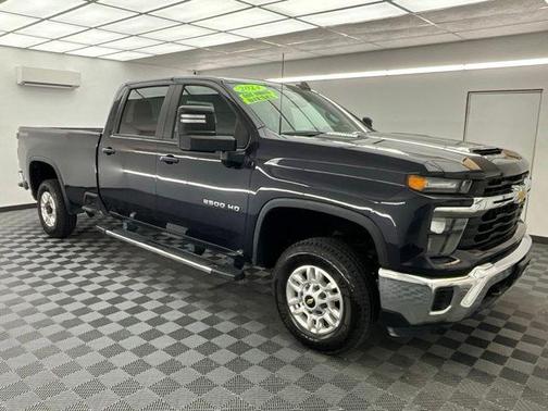 Dark Ash Metallic 2024 Chevrolet Silverado 2500 LT
