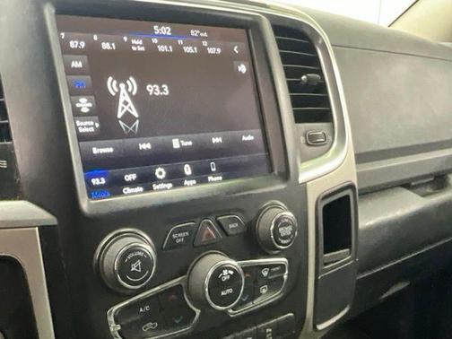 2018 RAM 2500 SLT Crew Cab 4x4 6'4' Box