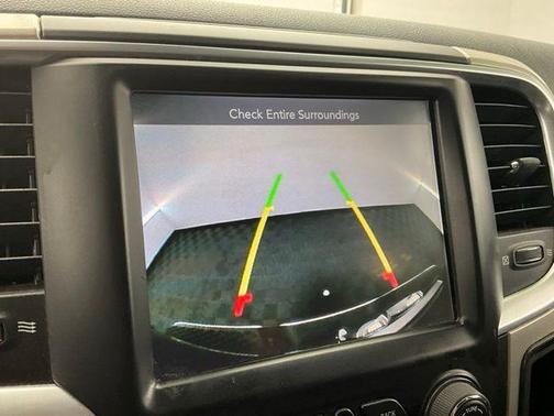 Brilliant Black Crystal Pearlcoat 2017 RAM 1500 Big Horn