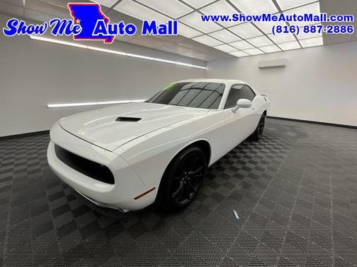 2018 Dodge Challenger SXT