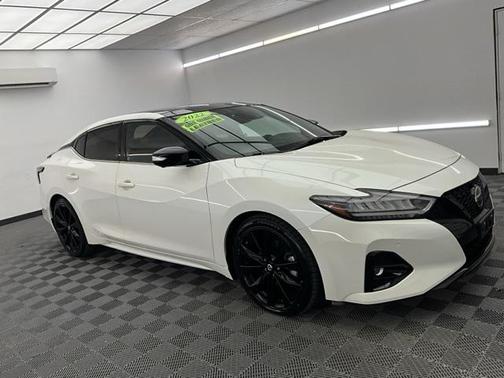 2022 Nissan Maxima SR Xtronic CVT