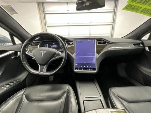 2016 Tesla Model S 90D
