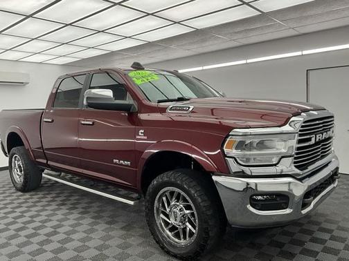 2022 RAM 2500 Laramie Crew Cab 4x4 6'4' Box