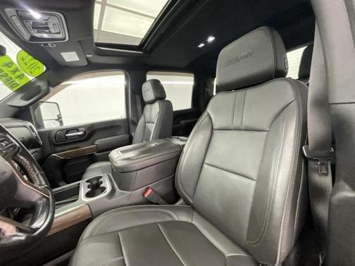 2022 Chevrolet Silverado 3500 High Country