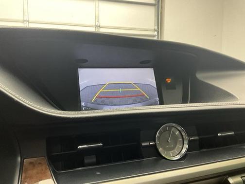 2016 Lexus ES 350 Base