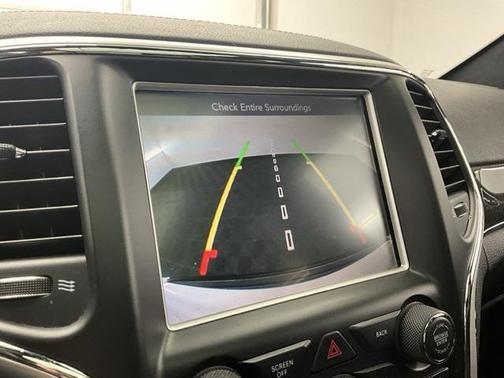 2016 Jeep Grand Cherokee SRT