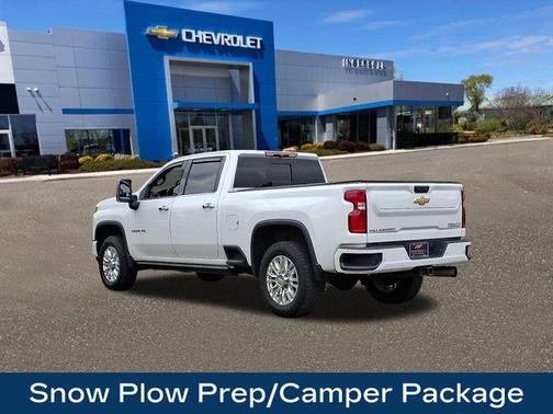 2022 Chevrolet Silverado 2500 High Country