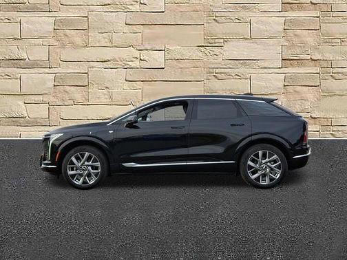 2025 Cadillac OPTIQ Luxury