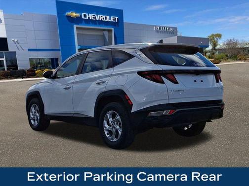 2024 Hyundai TUCSON SE