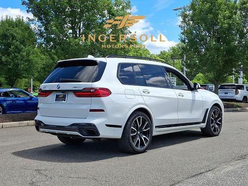 2022 BMW X7 xDrive40i
