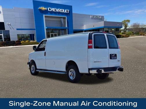 2023 GMC Savana 2500 Work Van