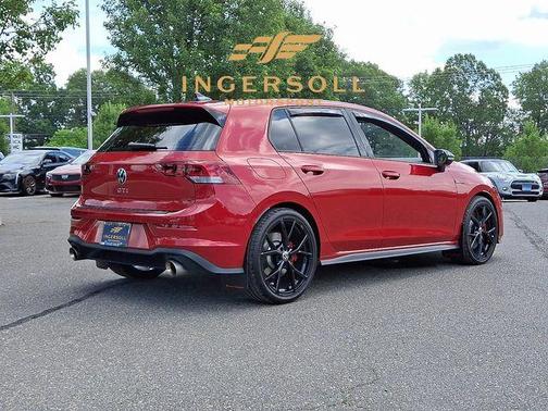 2024 Volkswagen Golf GTI 2.0T 380 SE