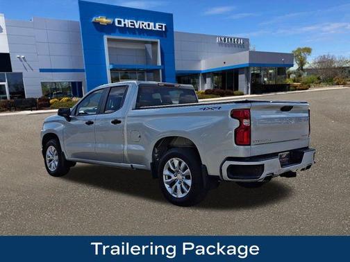 2020 Chevrolet Silverado 1500 Custom
