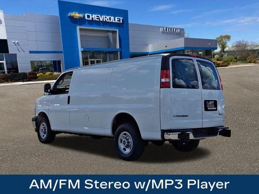 2023 GMC Savana 2500 Work Van