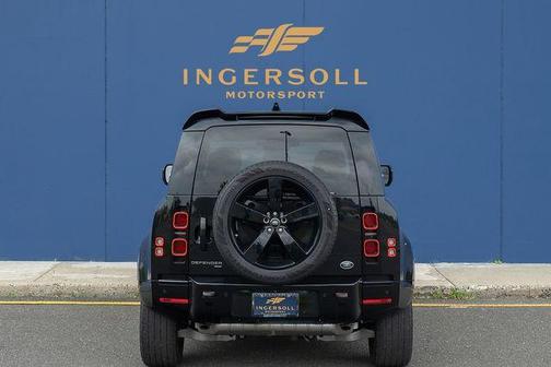 2021 Land Rover Defender 110 X-Dynamic SE