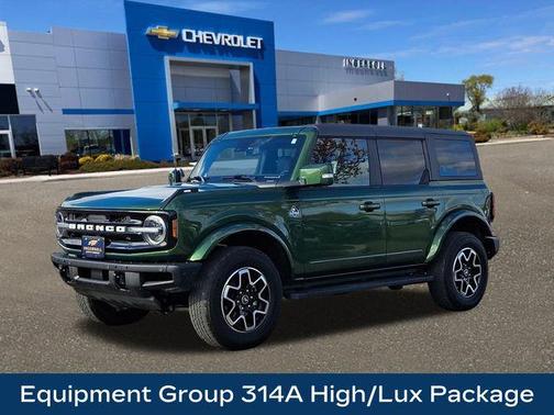 2024 Ford Bronco Outer Banks