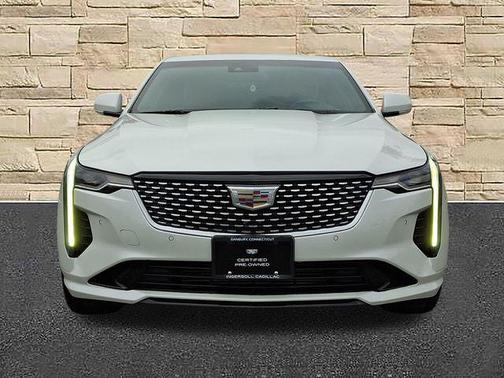 2023 Cadillac CT4 Premium Luxury