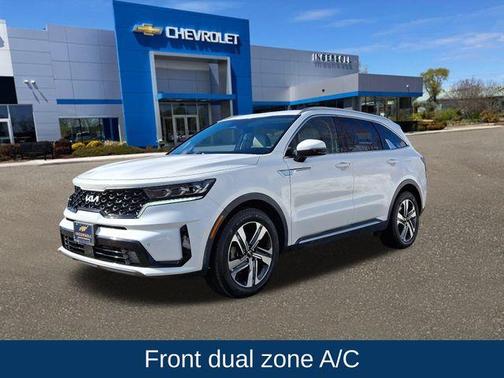 2022 Kia Sorento Plug-In Hybrid SX