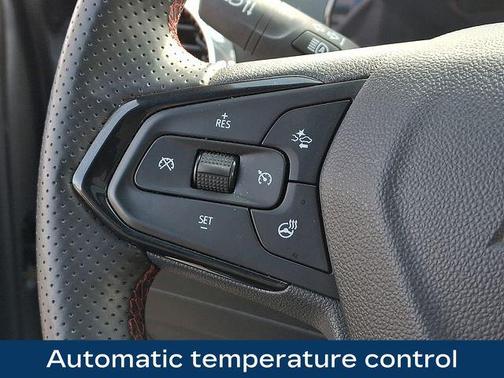 Sterling Gray Metallic 2025 Chevrolet Trax 2RS