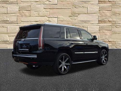 2019 Cadillac Escalade Luxury