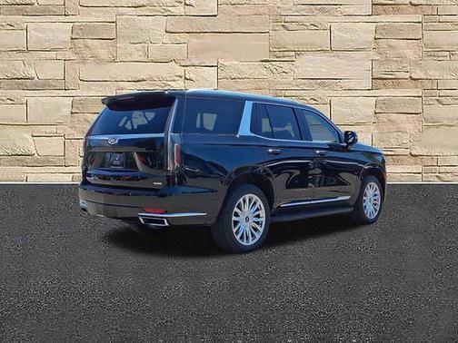 2022 Cadillac Escalade Luxury