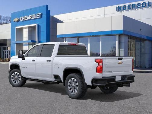 Summit White 2026 Chevrolet Silverado 2500 Custom