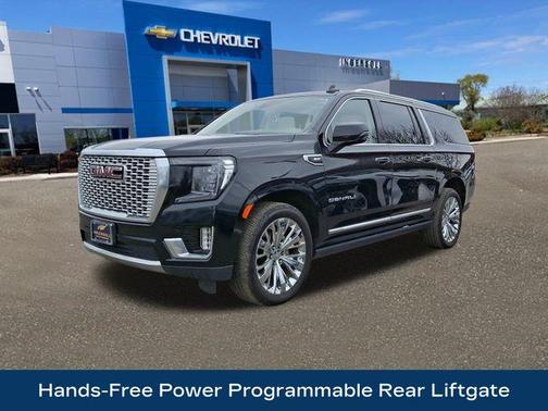 2022 GMC Yukon XL Denali