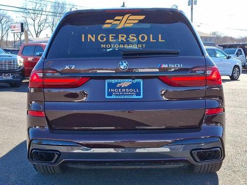 2022 BMW X7 M50i
