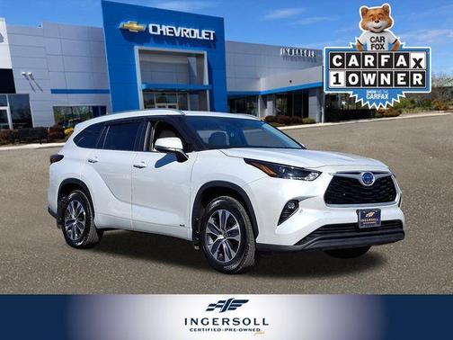 2023 Toyota Highlander Hybrid XLE