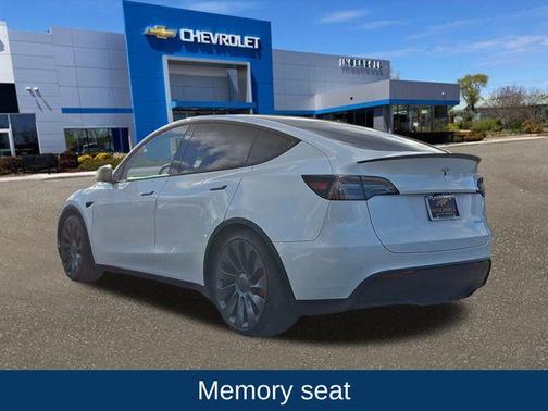 2024 Tesla Model Y Performance