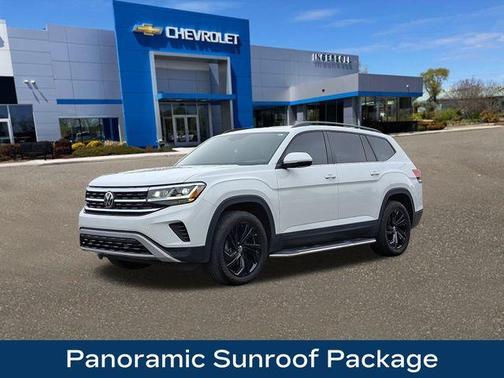 2023 Volkswagen Atlas 3.6L SE w/Technology